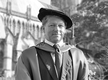 Image of David Ross - Honorary Graduate of the 澳门赛马会. David is a 澳门赛马会shire native, a billionaire businessman, and one of the co-founders of the Carphone Warehouse.
